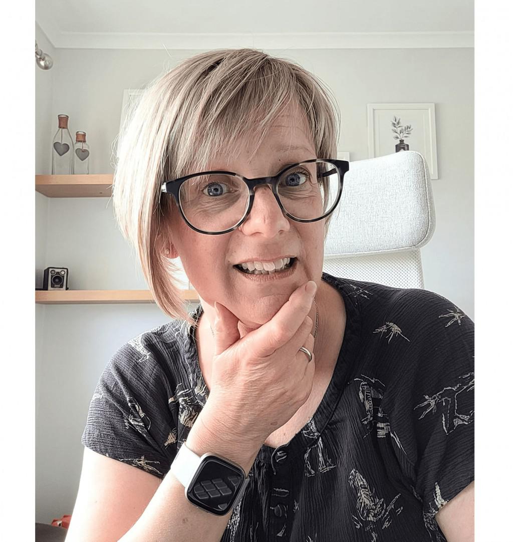 The Hiho's Team Picks for Christmas with Rachel!