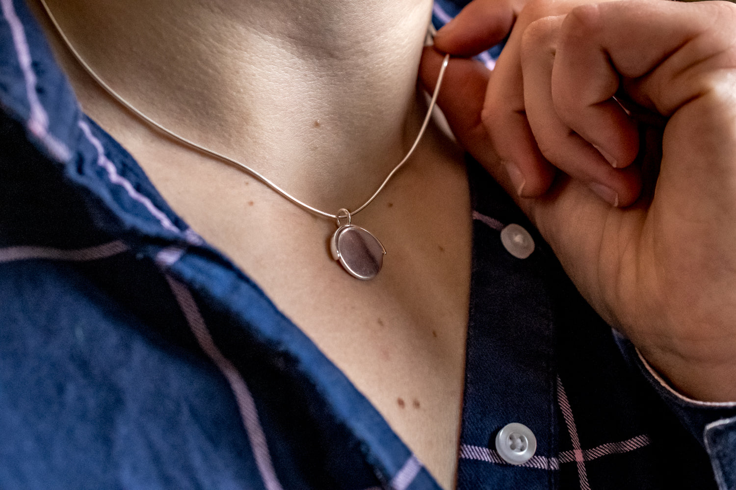 Exclusive Sterling Silver Spinner Pendant With Engravable Disc