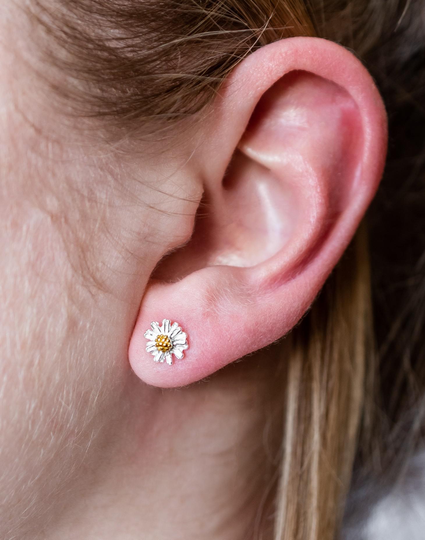 Sterling Silver & 9ct Gold Vermeil Daisy Stud Earrings