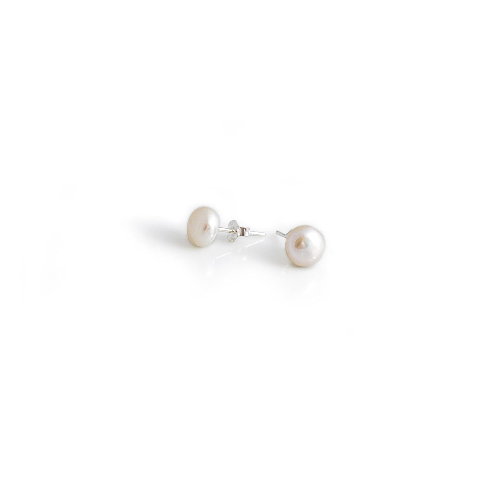 8mm Freshwater Pearl Studs