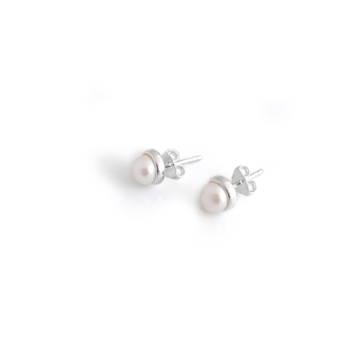 Sterling Silver & Creamy Freshwater Pearl Studs
