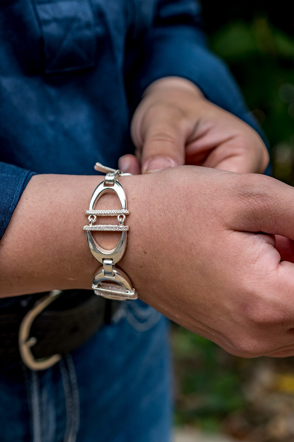 Sterling Silver Textured Stirrups Bracelet