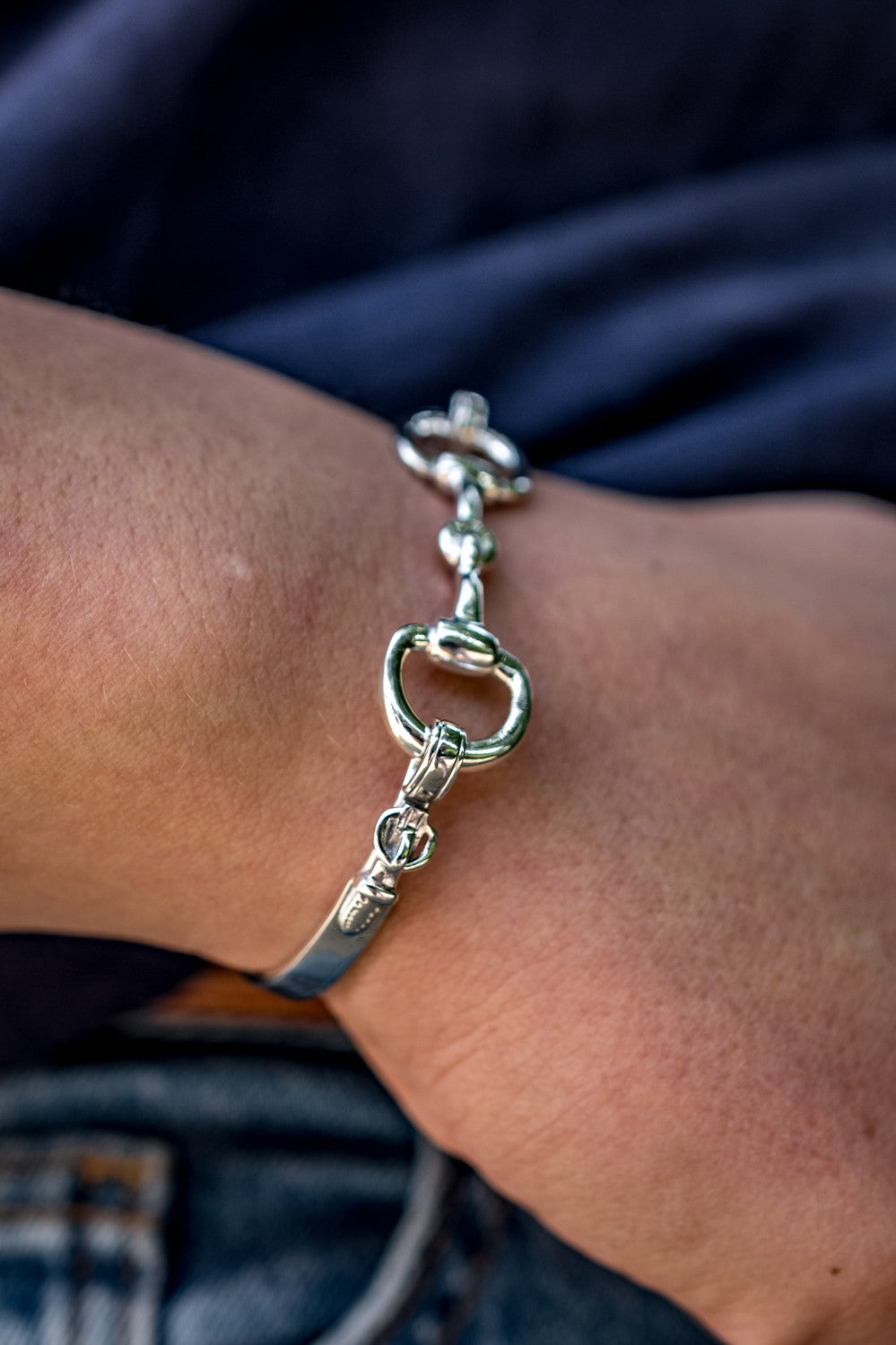 Exclusive Sterling Silver Detailed Double Snaffle Bangle