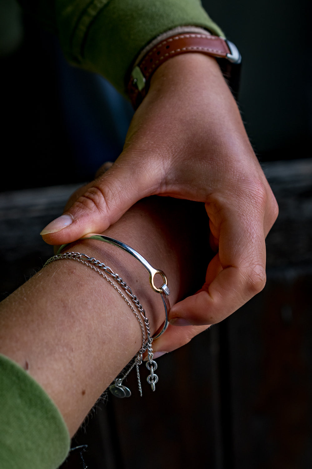 Sterling Silver & Two Tone Circle Clip Bangle