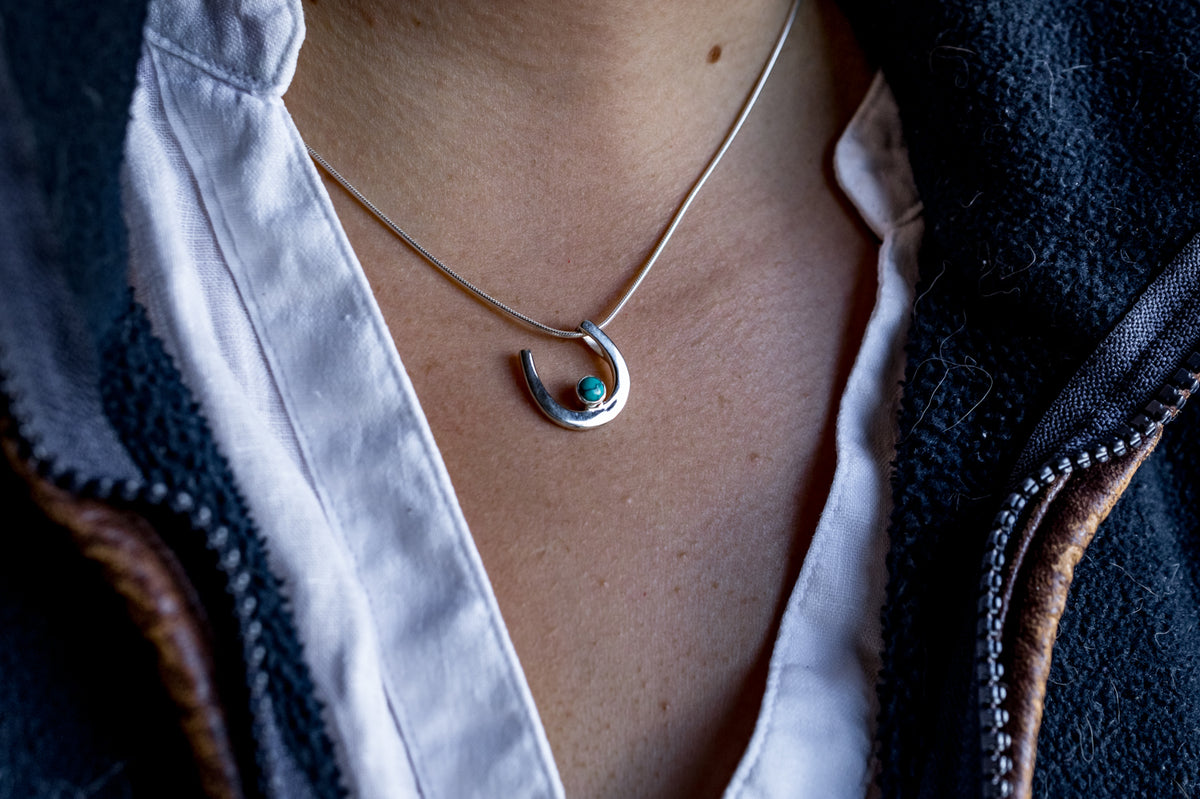 Exclusive Sterling Silver & Turquoise Horseshoe Pendant With Chain